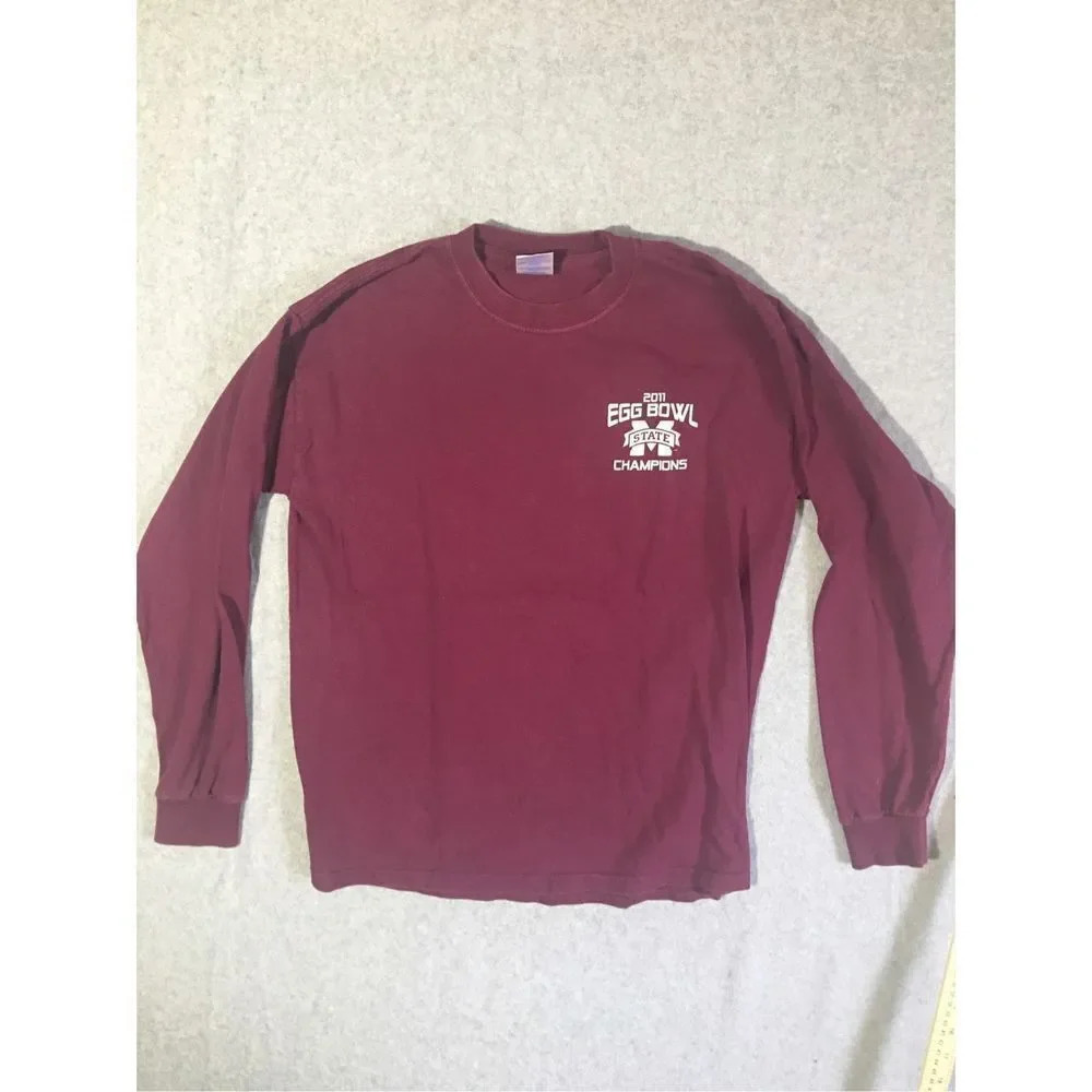 Mens Gildan T Shirt Size Medium 2011 Mississippi State Egg Bowl Champions cotton